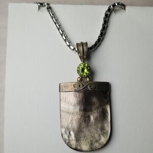 Mother Of Pearl Bulky Pendant